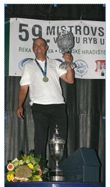 Sean Ashby World Match Fishing Champion 2012.jpg